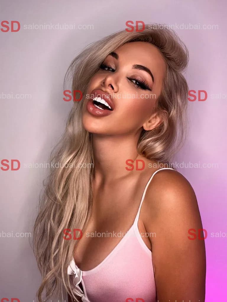 Aisha — escort in Dubai