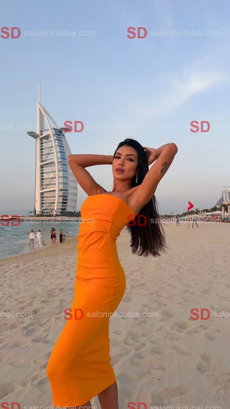 Alessia β escort in Dubai