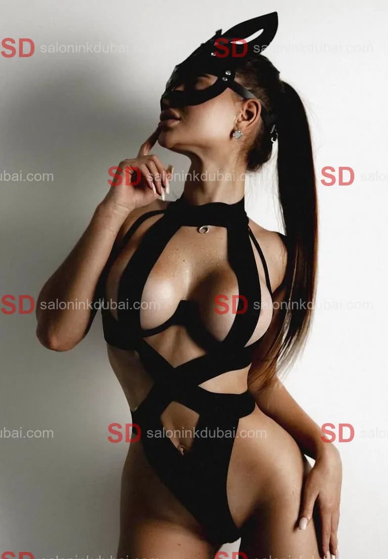 Alina β escort in Dubai