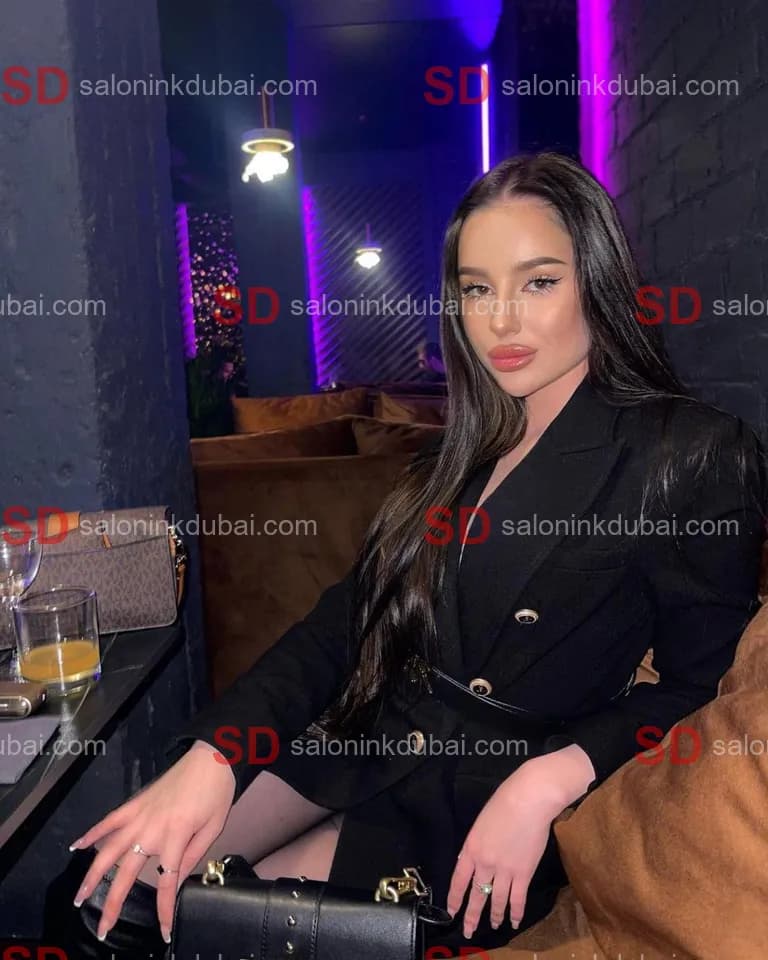Amber — escort in Dubai
