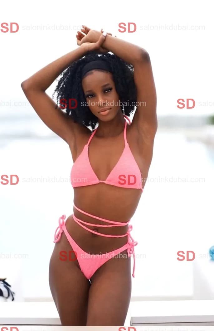 Amber — escort in Dubai
