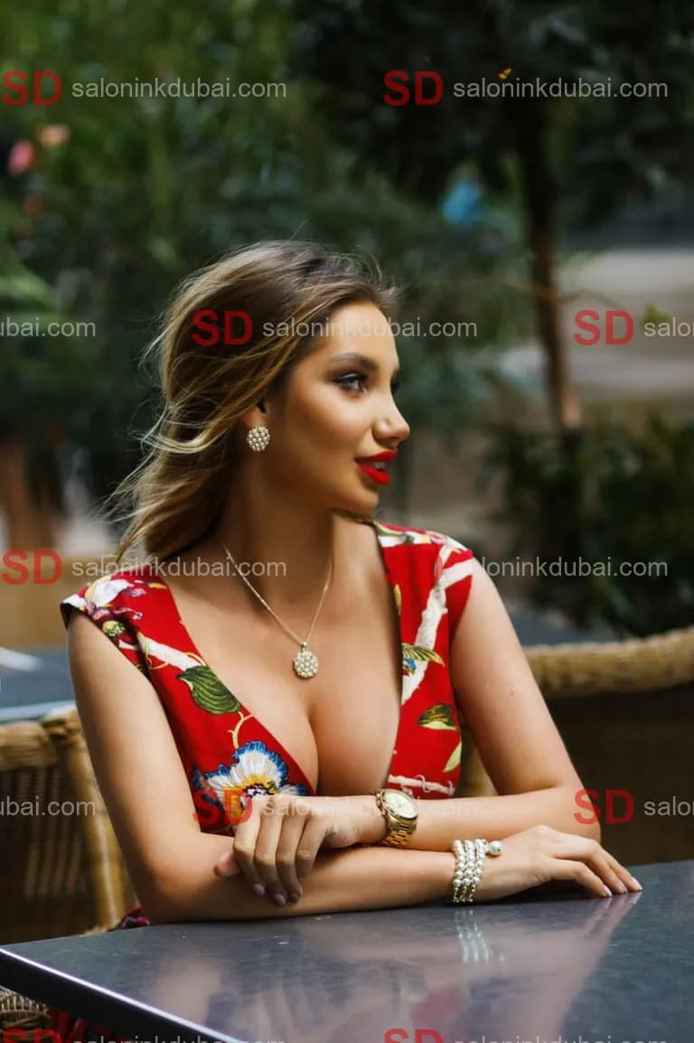 Amber — escort in Dubai