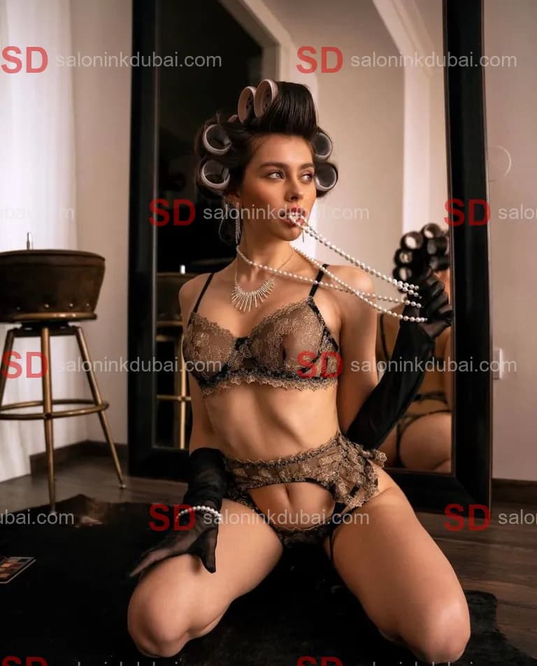 Amber — escort in Dubai