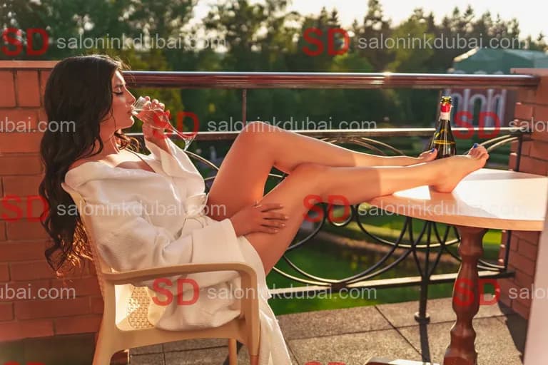Amelia β escort in Dubai