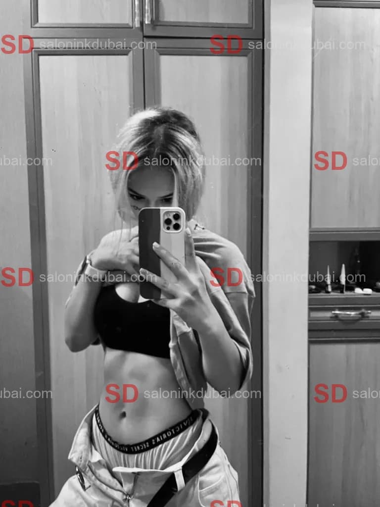 Angelina β escort in Dubai