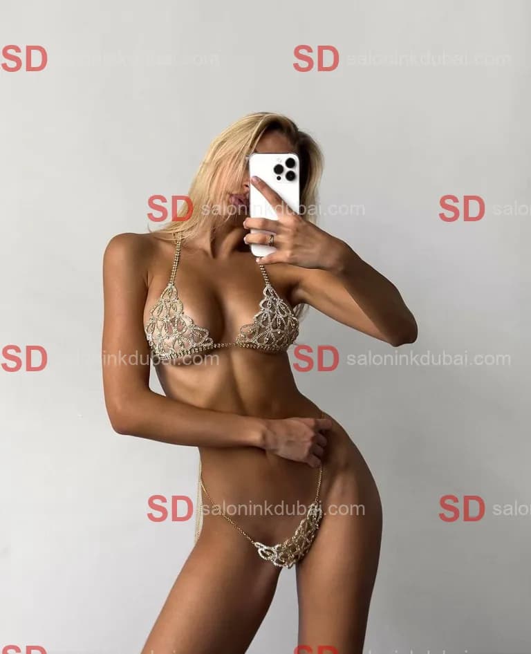 Bella — escort in Dubai