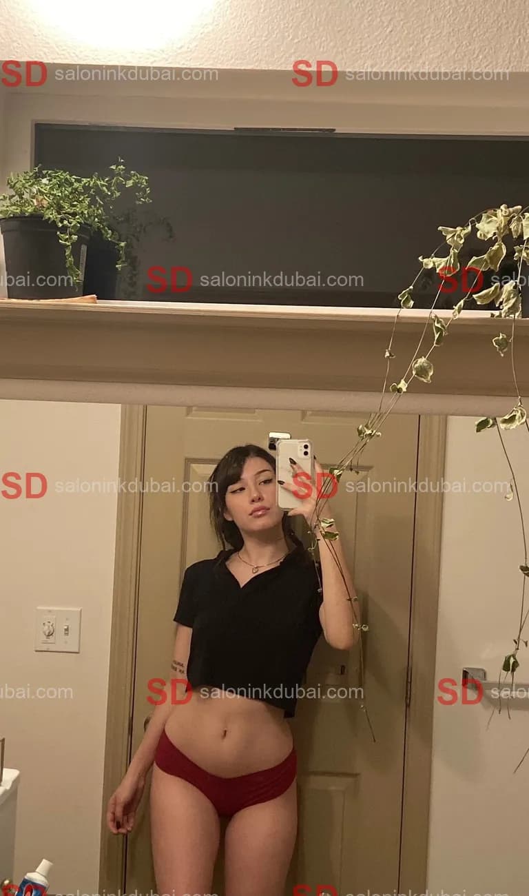 Brooke β escort in Dubai
