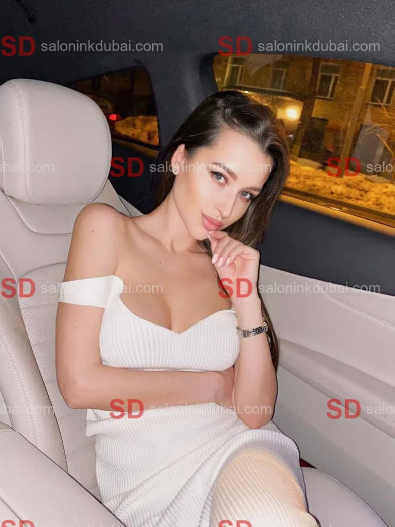 Elise β escort in Dubai