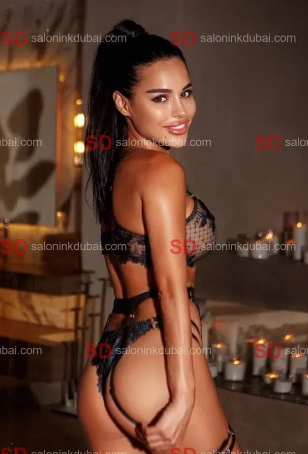Elise β escort in Dubai
