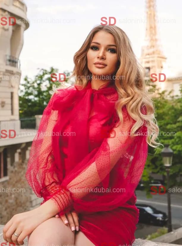 Esme — escort in Dubai