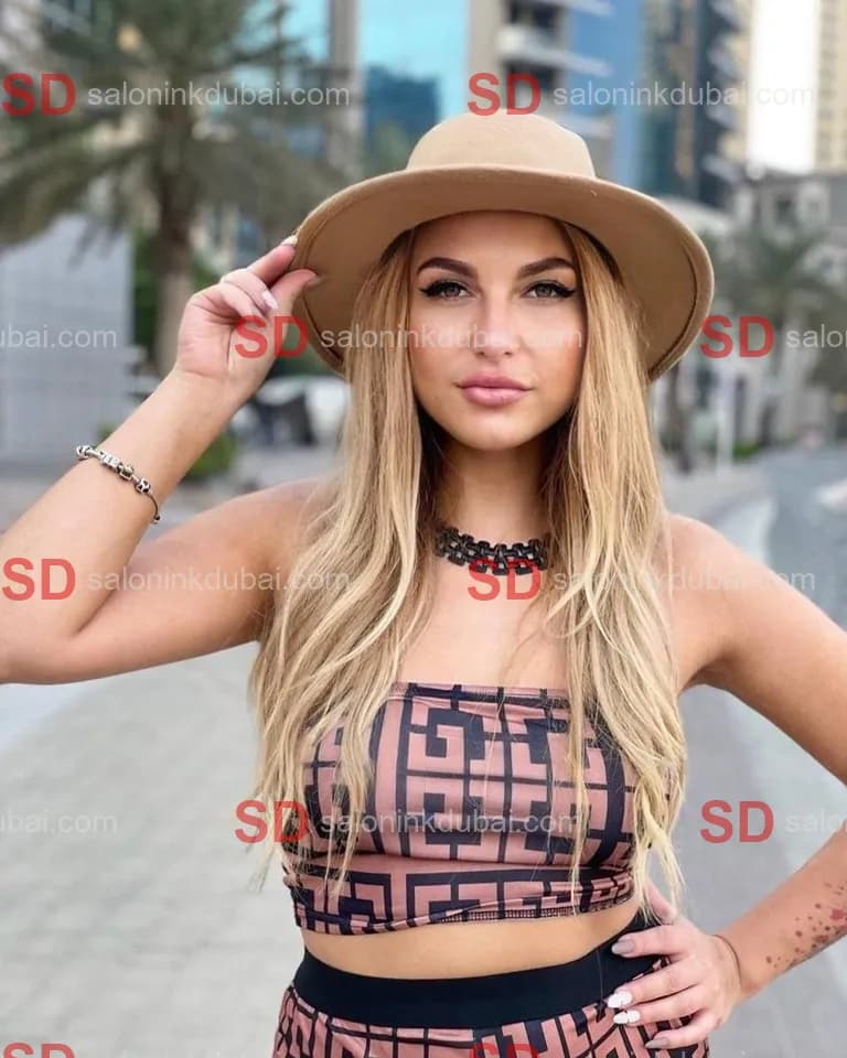Evelyn — escort in Dubai