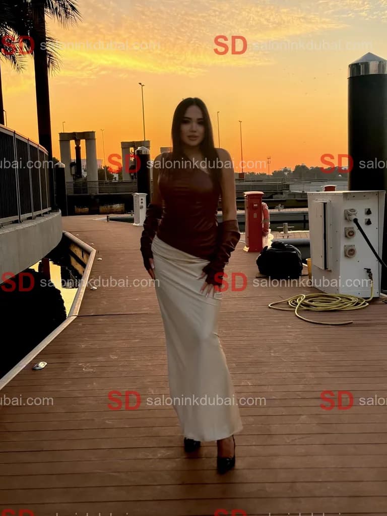 Evelyn β escort in Dubai