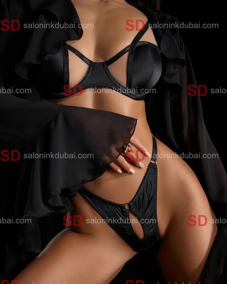 Farah — escort in Dubai