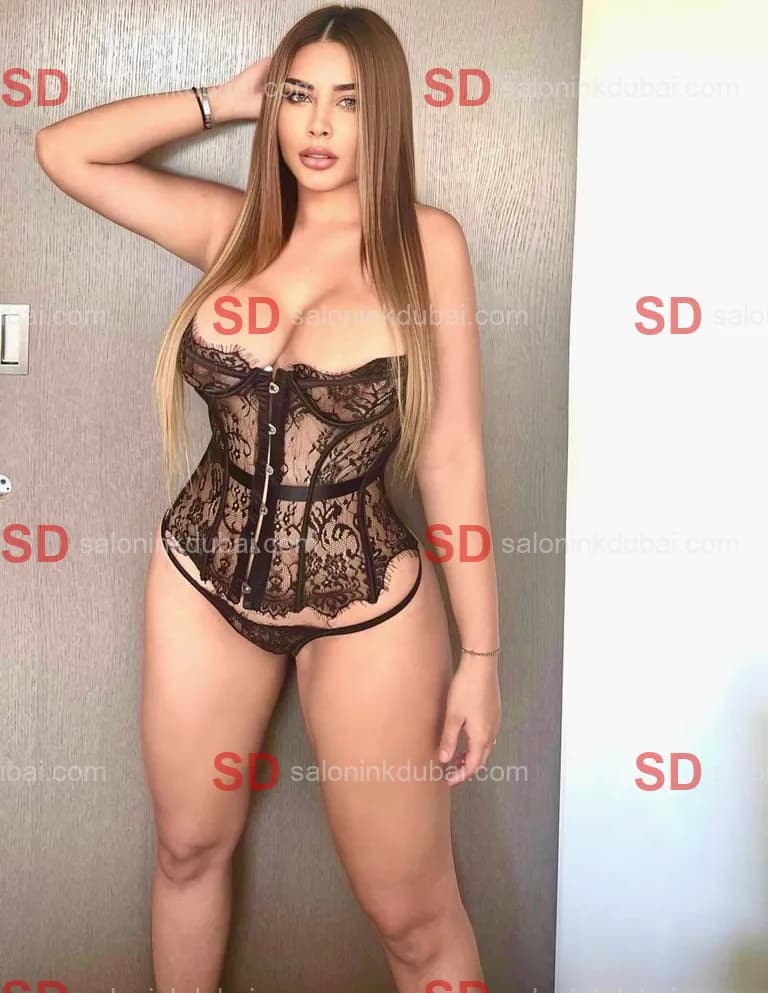 Holly — escort in Dubai
