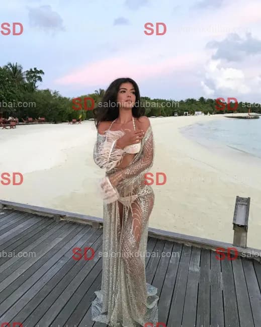 Holly — escort in Dubai