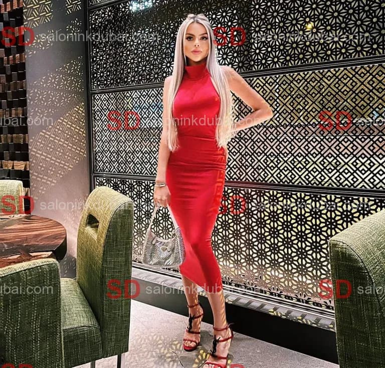 Holly — escort in Dubai