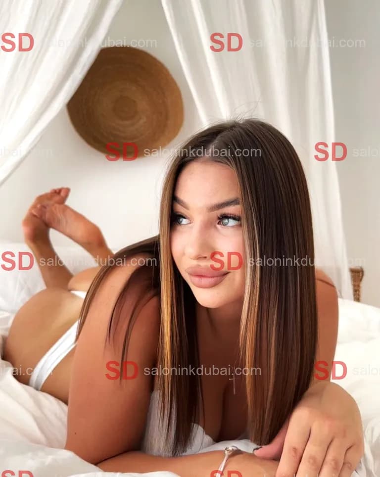 Holly β escort in Dubai