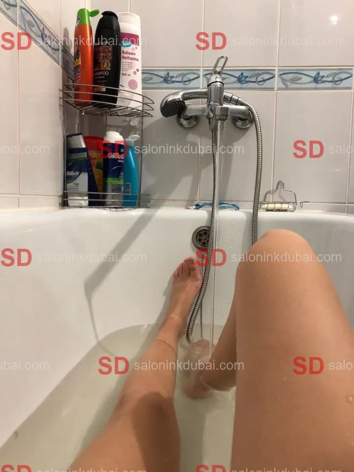 Holly — escort in Dubai