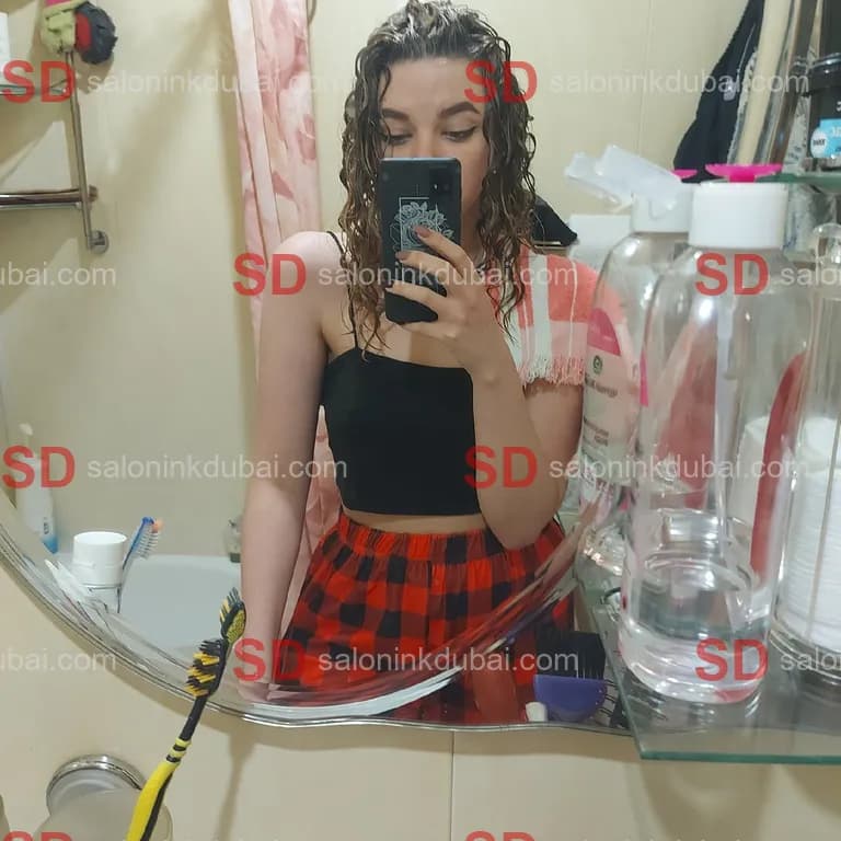Iris — escort in Dubai