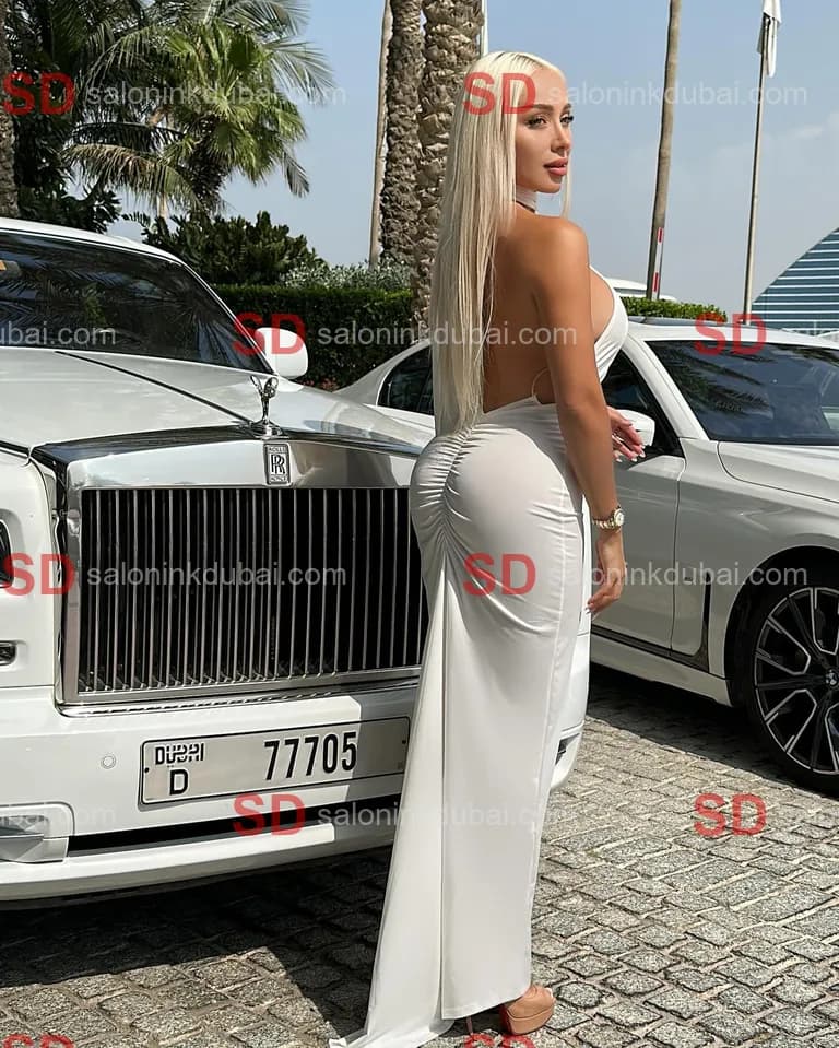 Karina β escort in Dubai