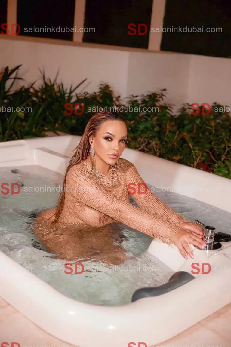 Karina β escort in Dubai