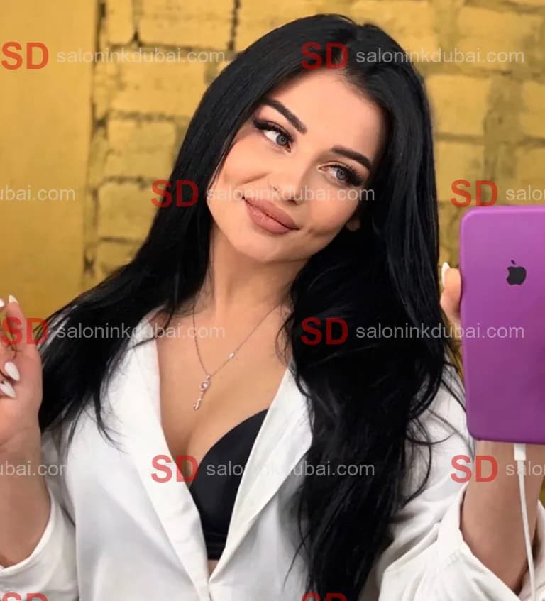 Larissa β escort in Dubai