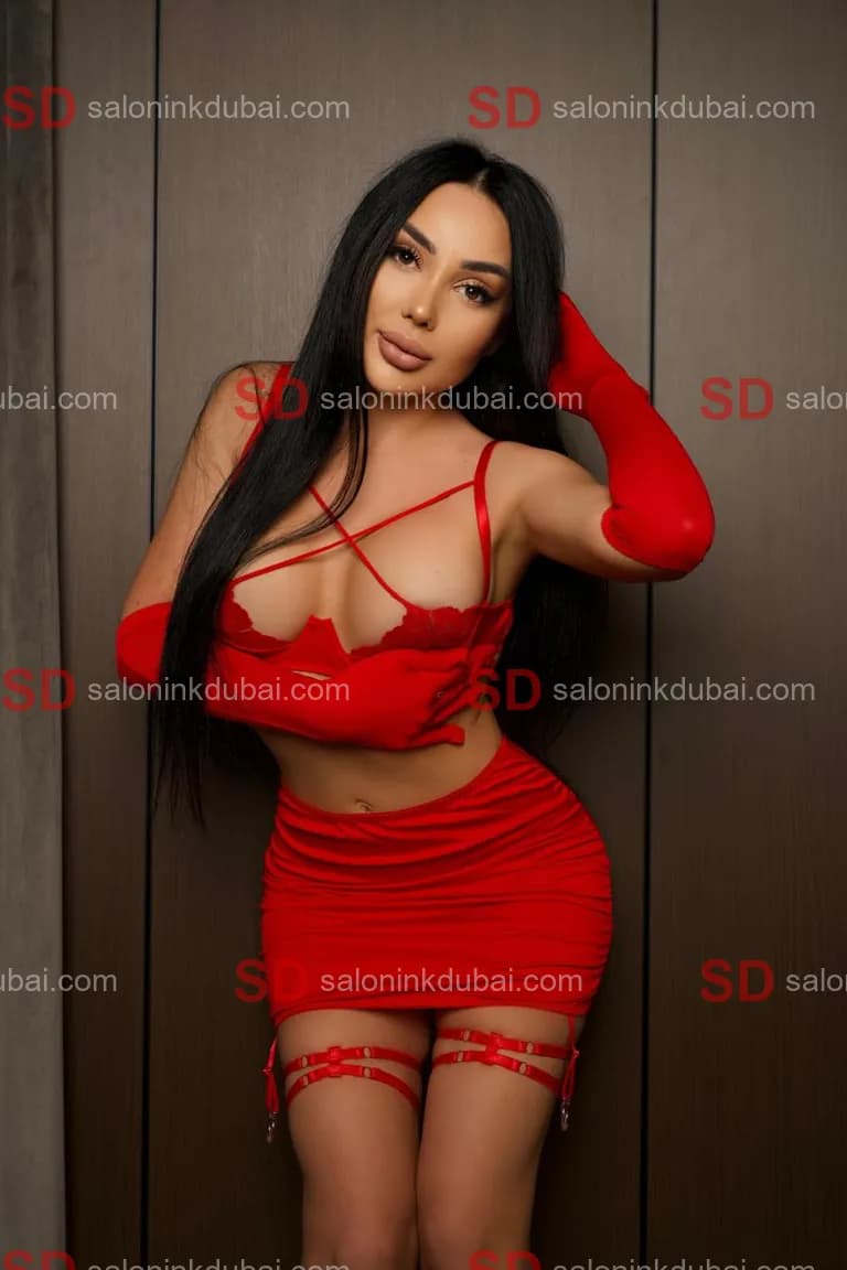 Larissa β escort in Dubai