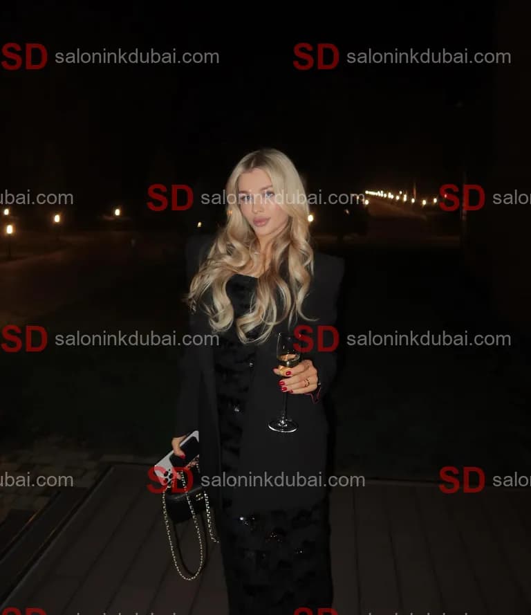 Laura — escort in Dubai