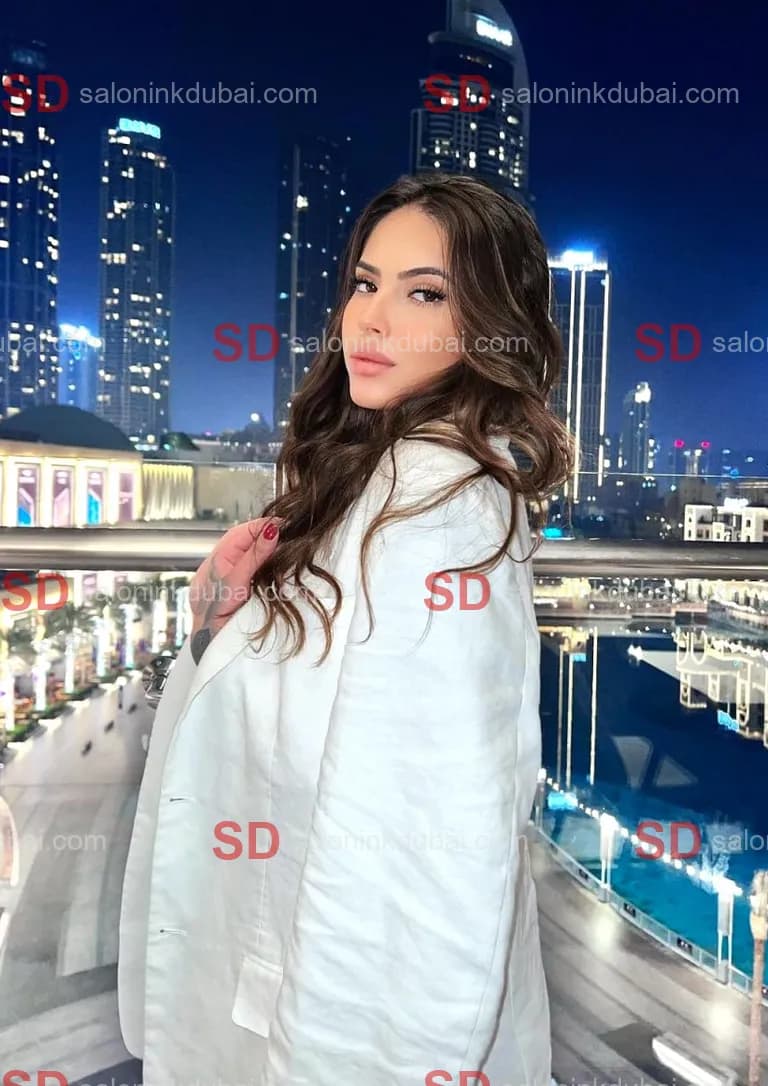 Laura β escort in Dubai