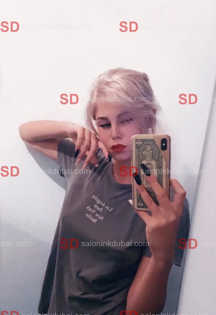 Laura — escort in Dubai