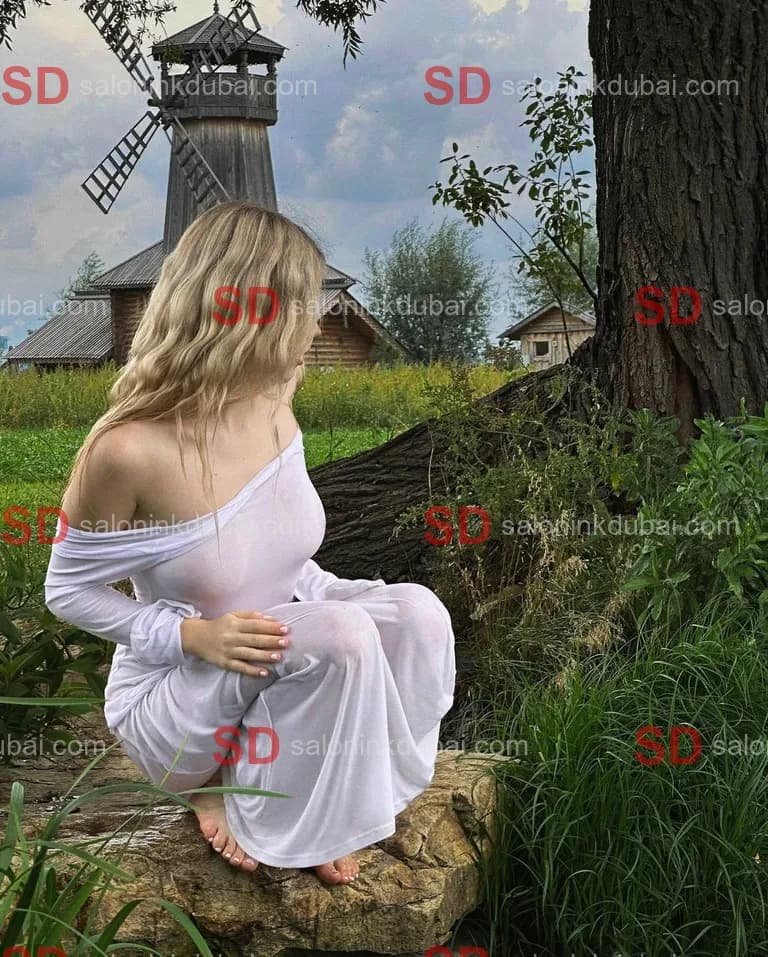 Lola — escort in Dubai
