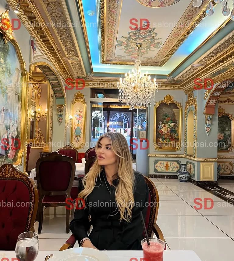 Luna β escort in Dubai