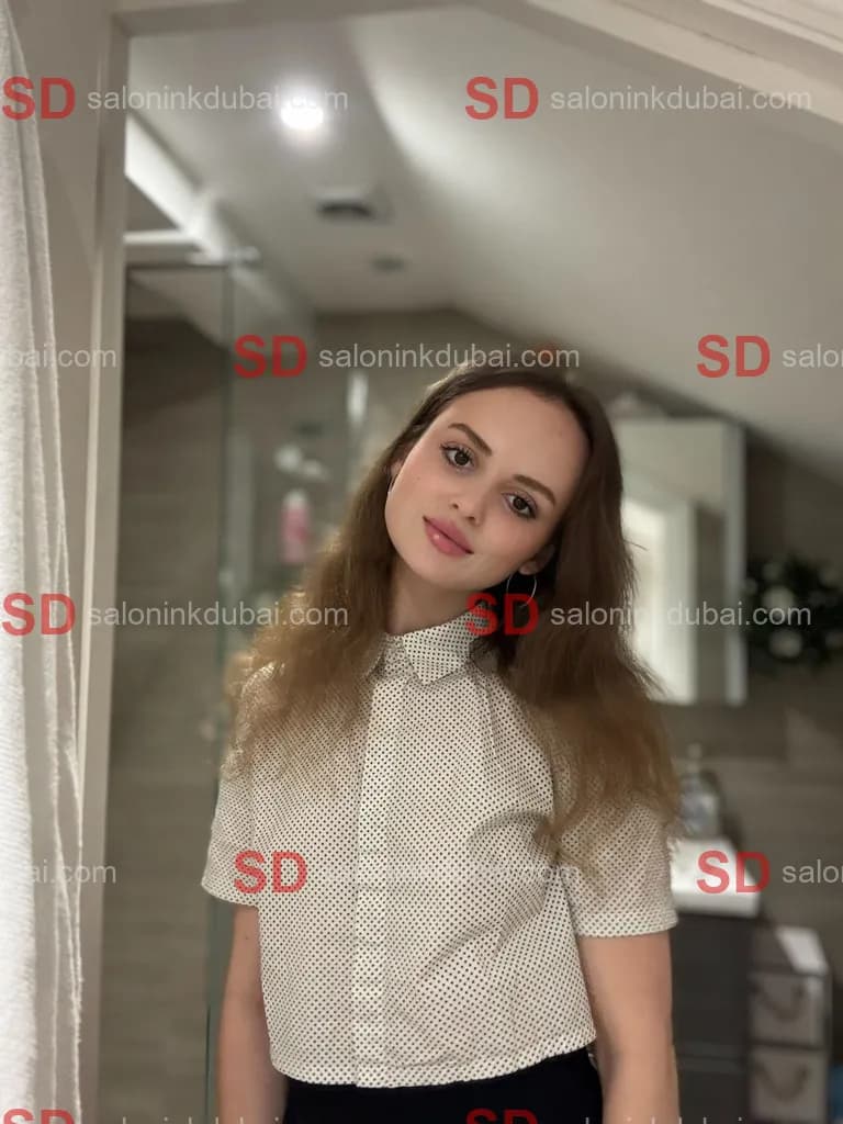 Nella — escort in Dubai