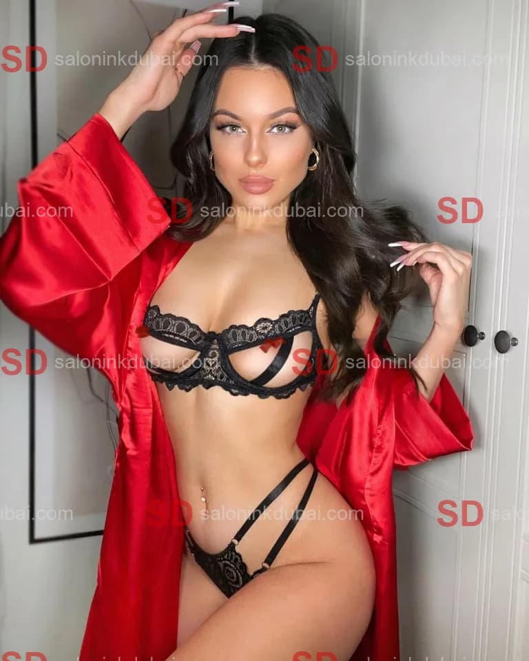 Nella — escort in Dubai