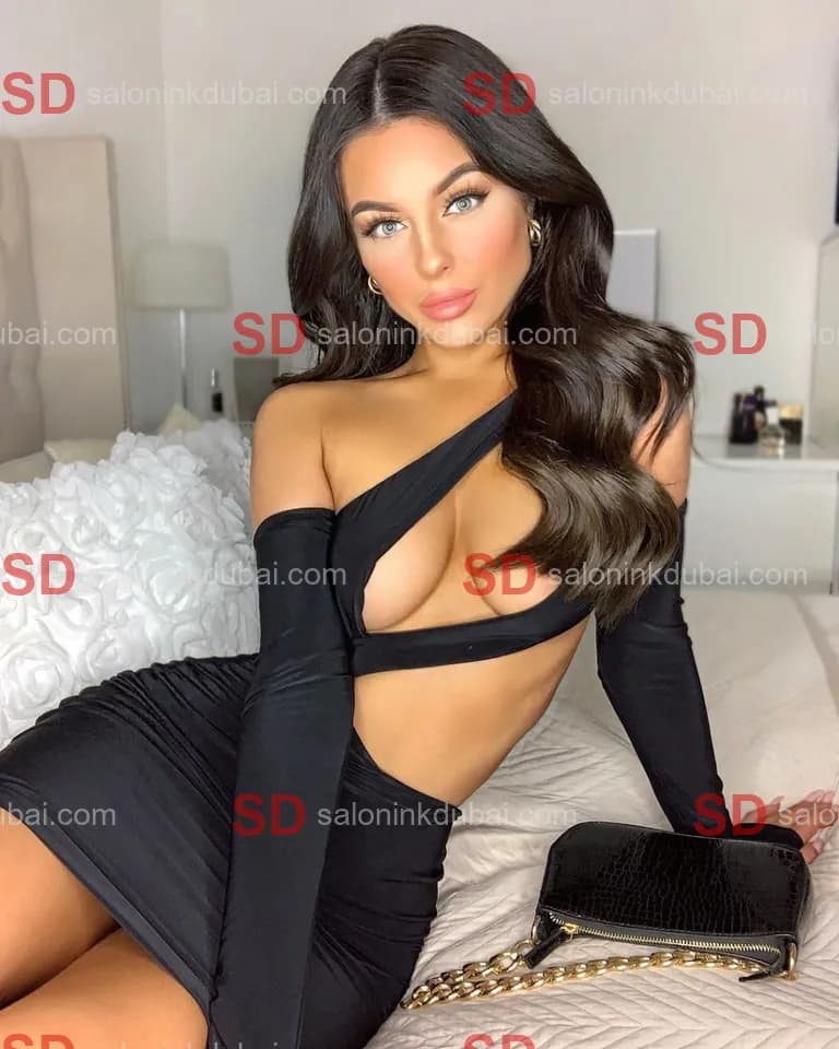 Nella — escort in Dubai