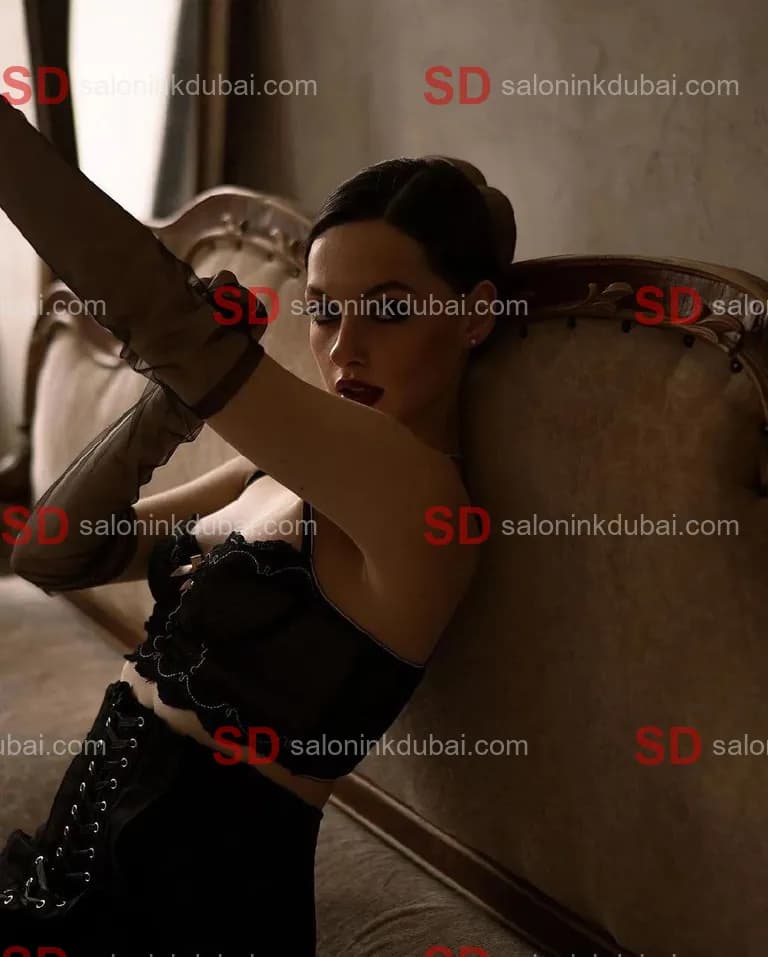 Nella — escort in Dubai