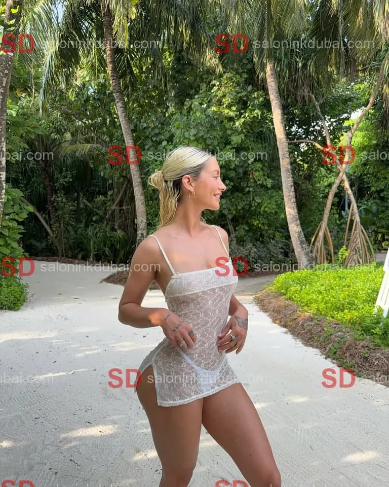 Nicole β escort in Dubai