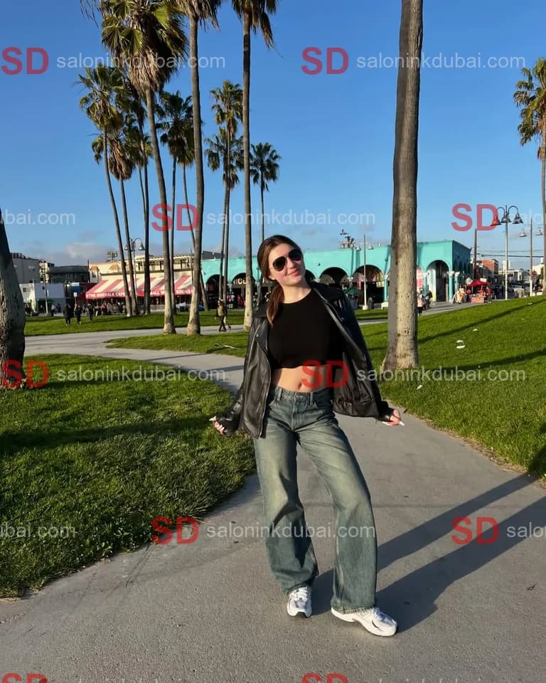 Thea — escort in Dubai