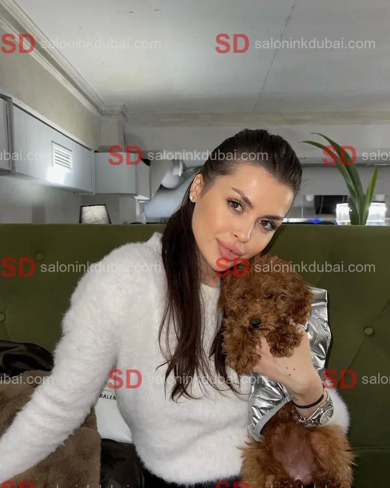 Violet — escort in Dubai