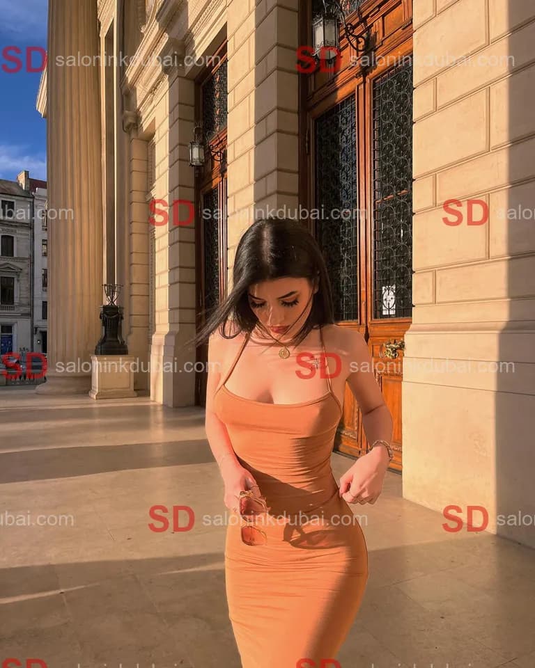 Violet — escort in Dubai
