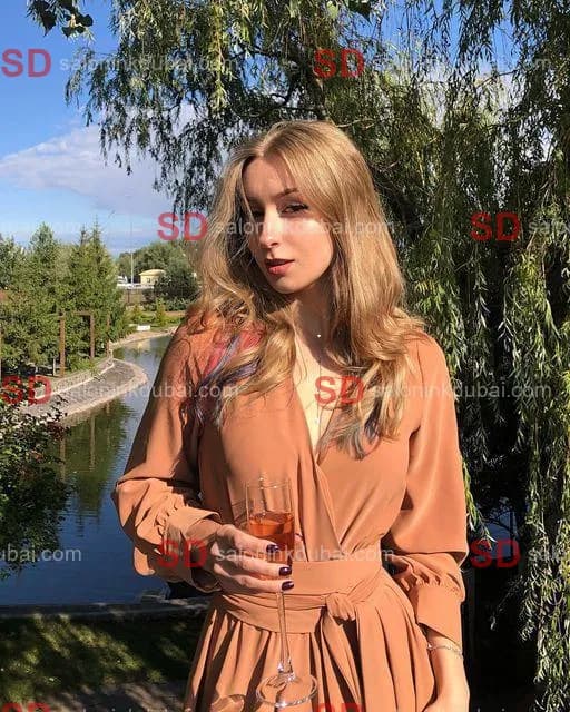 Vivian — escort in Dubai