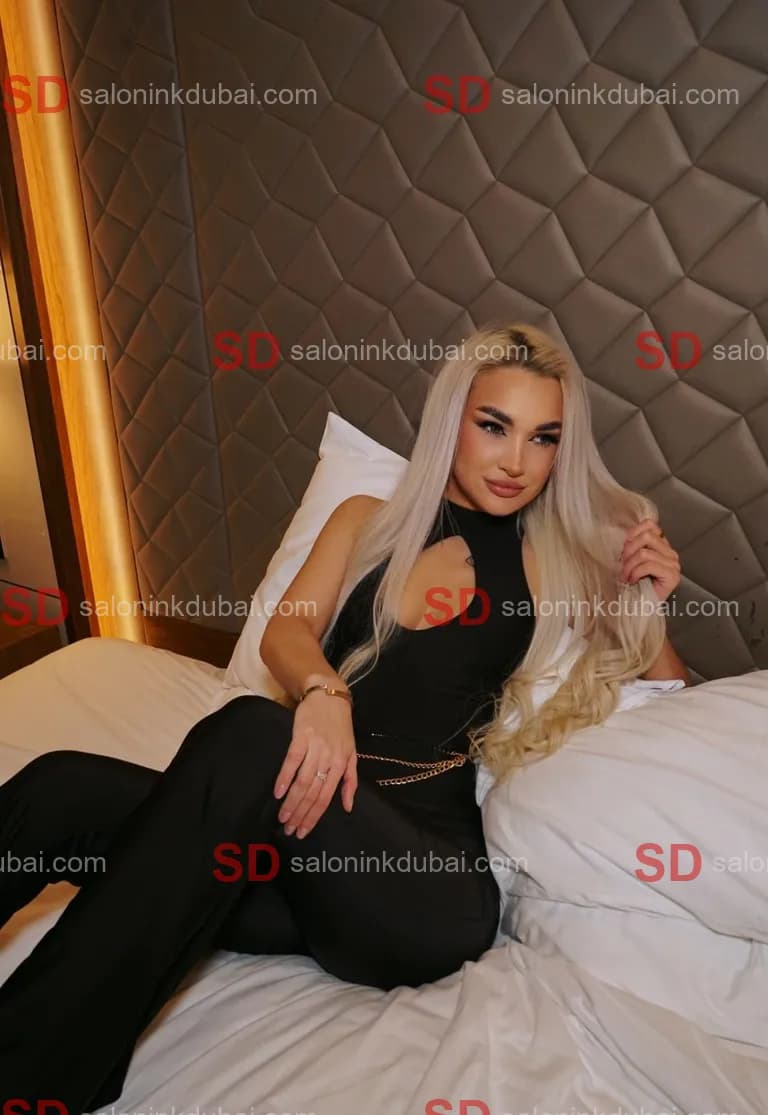 Vivian — escort in Dubai