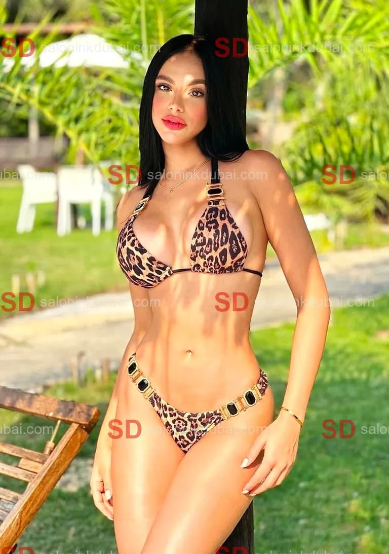 Vivian β escort in Dubai