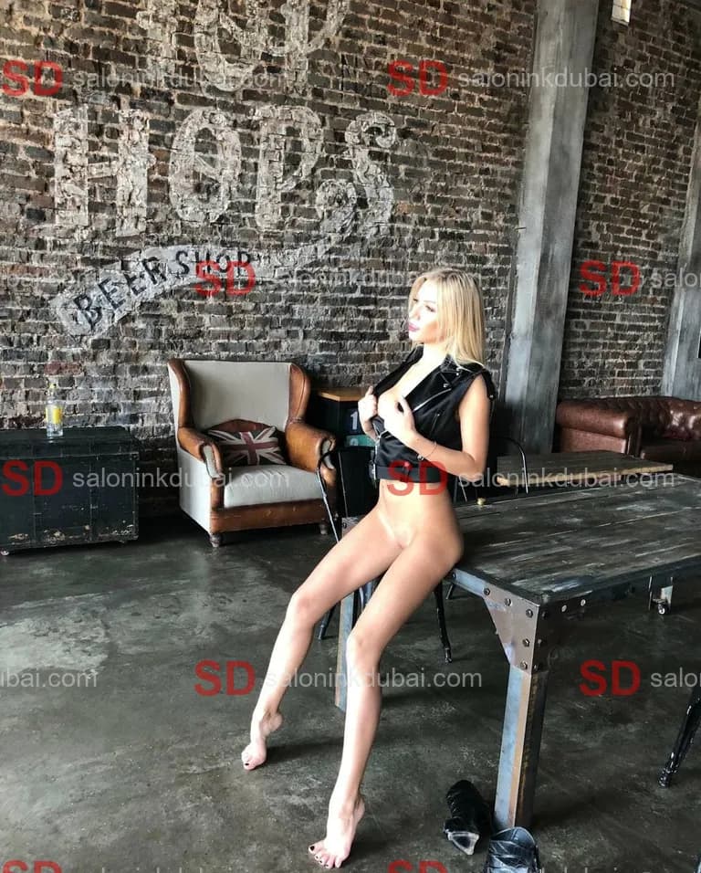 Vivian — escort in Dubai