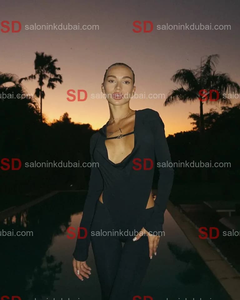 Willow — escort in Dubai