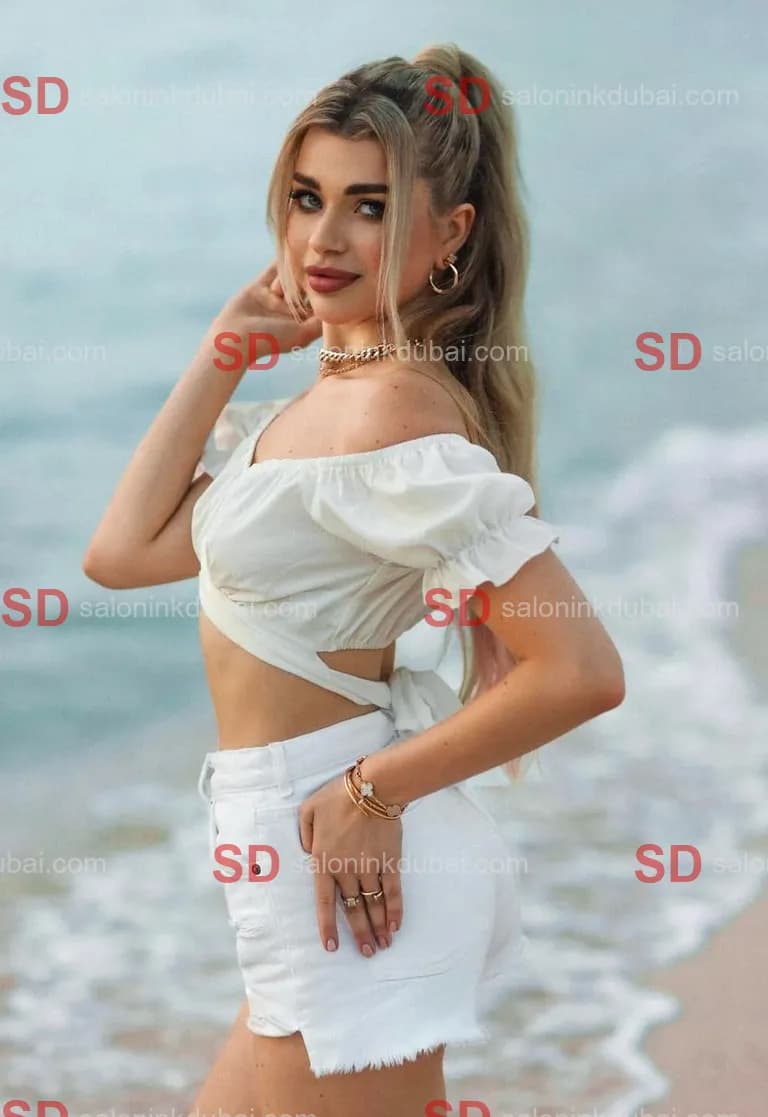 Willow — escort in Dubai