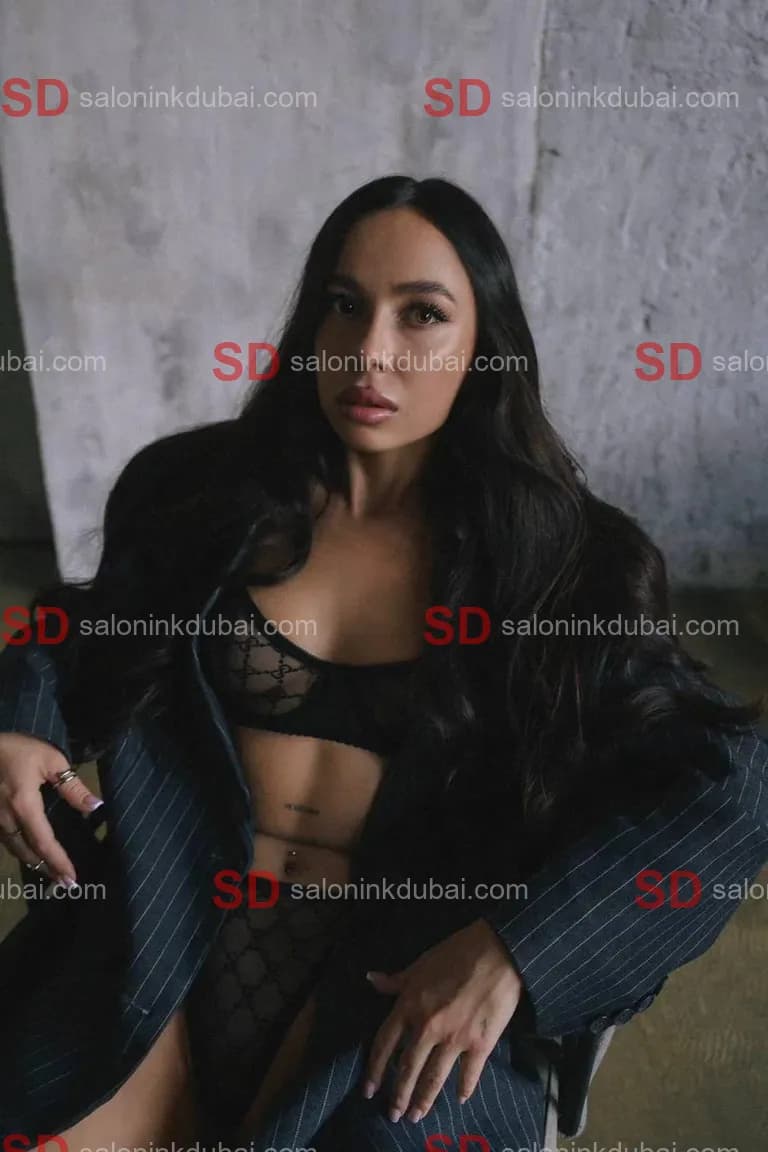 Willow — escort in Dubai