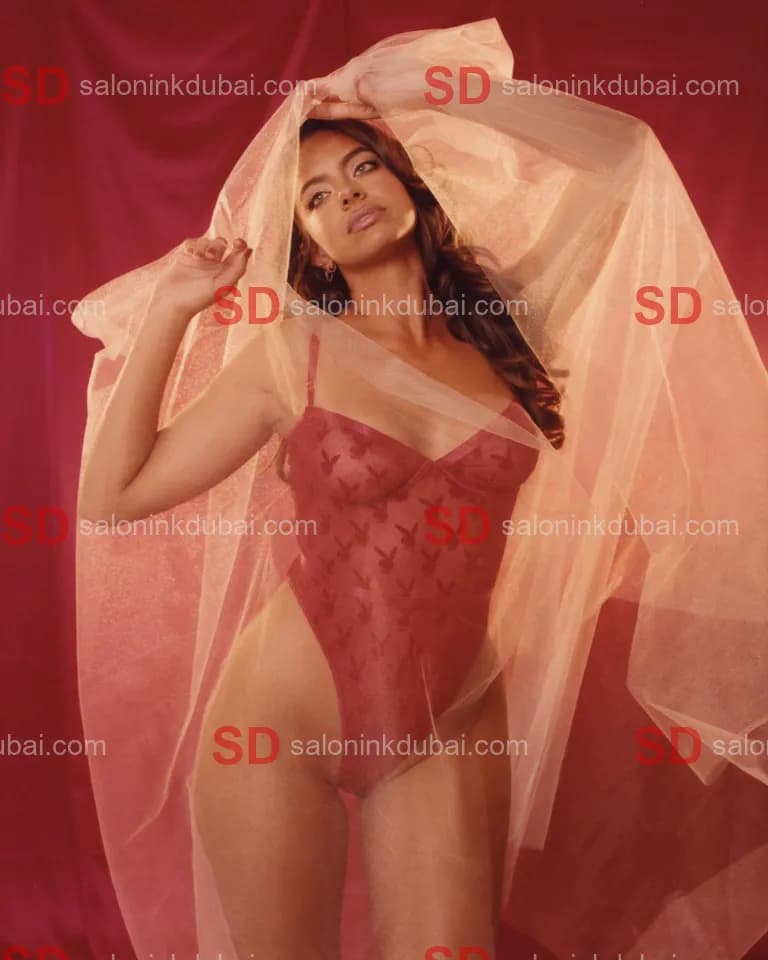 Willow — escort in Dubai