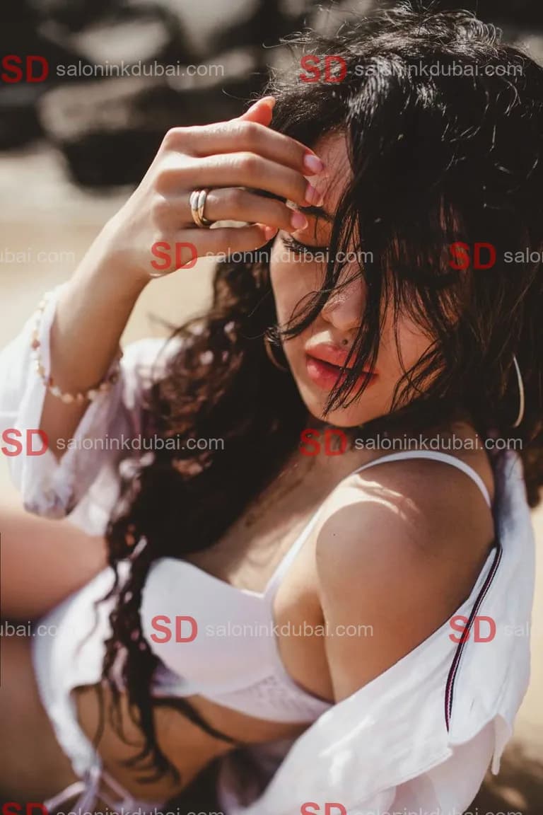 Zoya β escort in Dubai