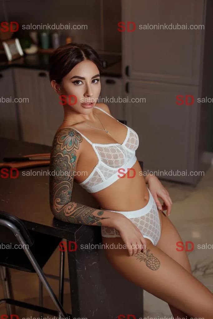 Aisha — escort in Dubai